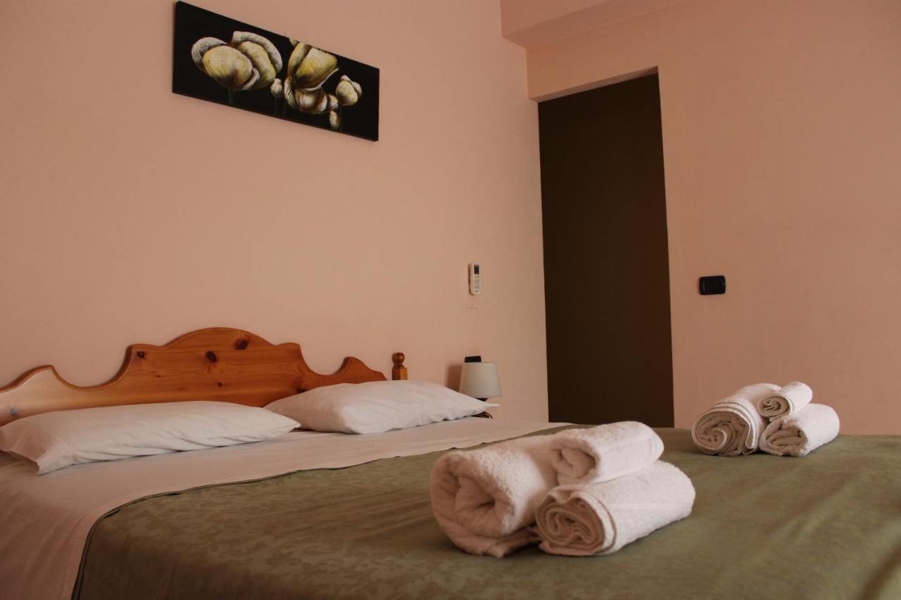 La Collina Bed & Breakfast Санта Мария дел Чедро Екстериор снимка